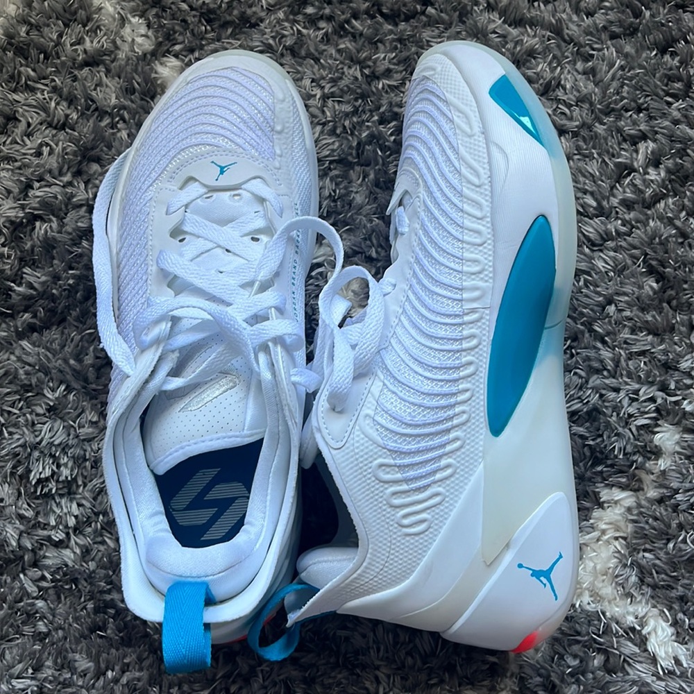 Brand new - Luka Doncic Basketball shoes